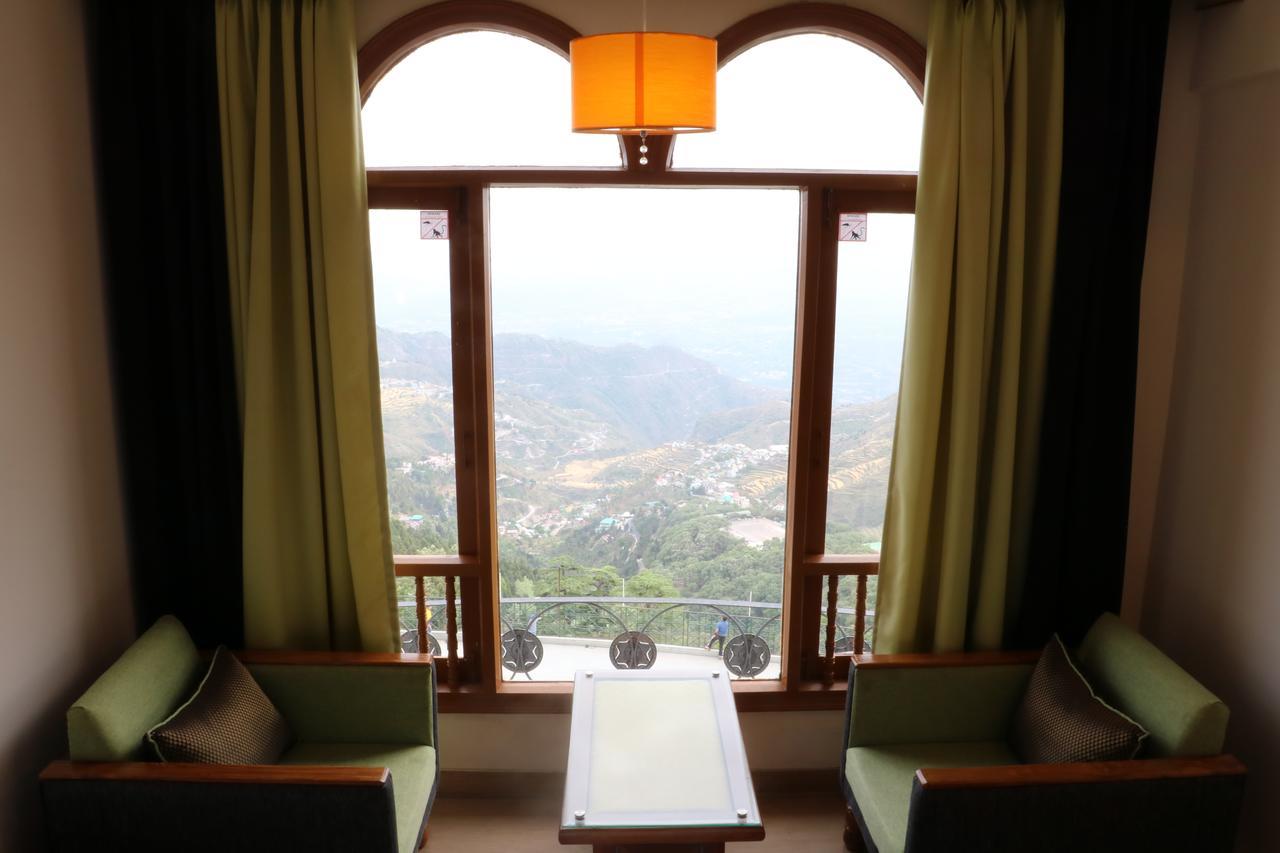 The Three Oaks Boutique Hotel Mussoorie Exterior photo